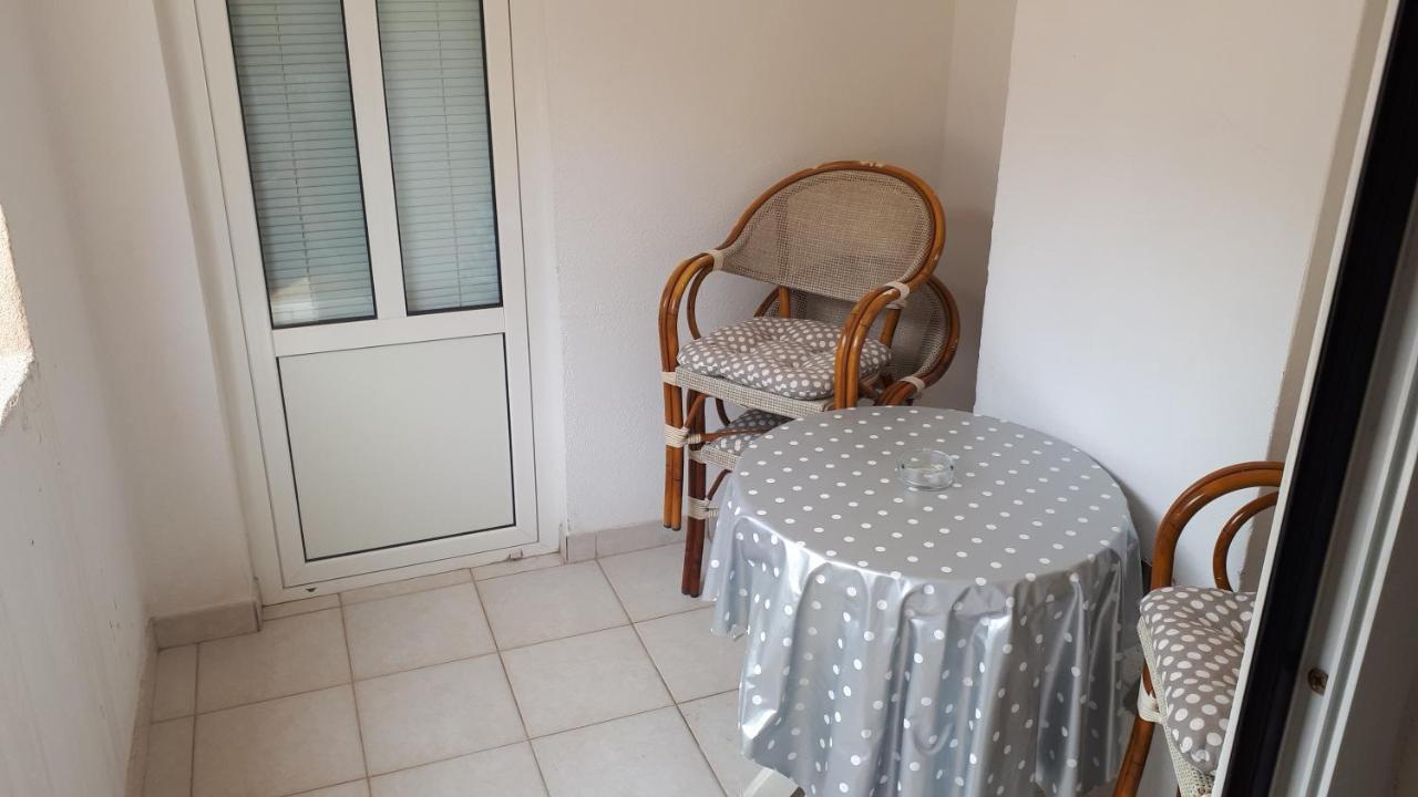 Apartmani Riba Makarska Exterior photo